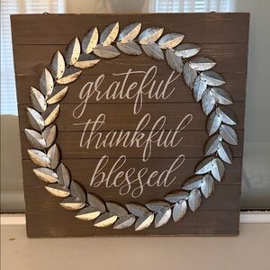 Grateful Thankful Blessed Rustic Farmhouse Wood Wall Sign w/ Metal Wreath